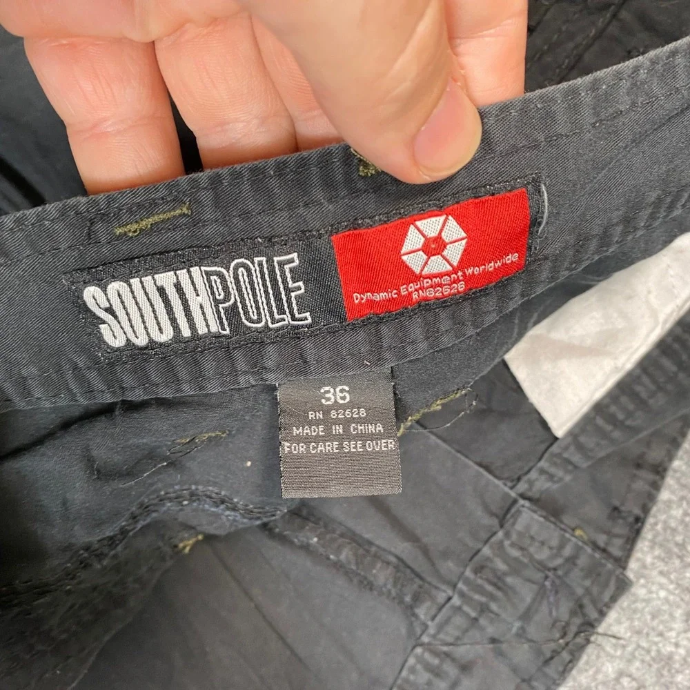 Southpole Mens Black Cargo Shorts Size 36 Relaxed Fit Cotton Utility Streetwear